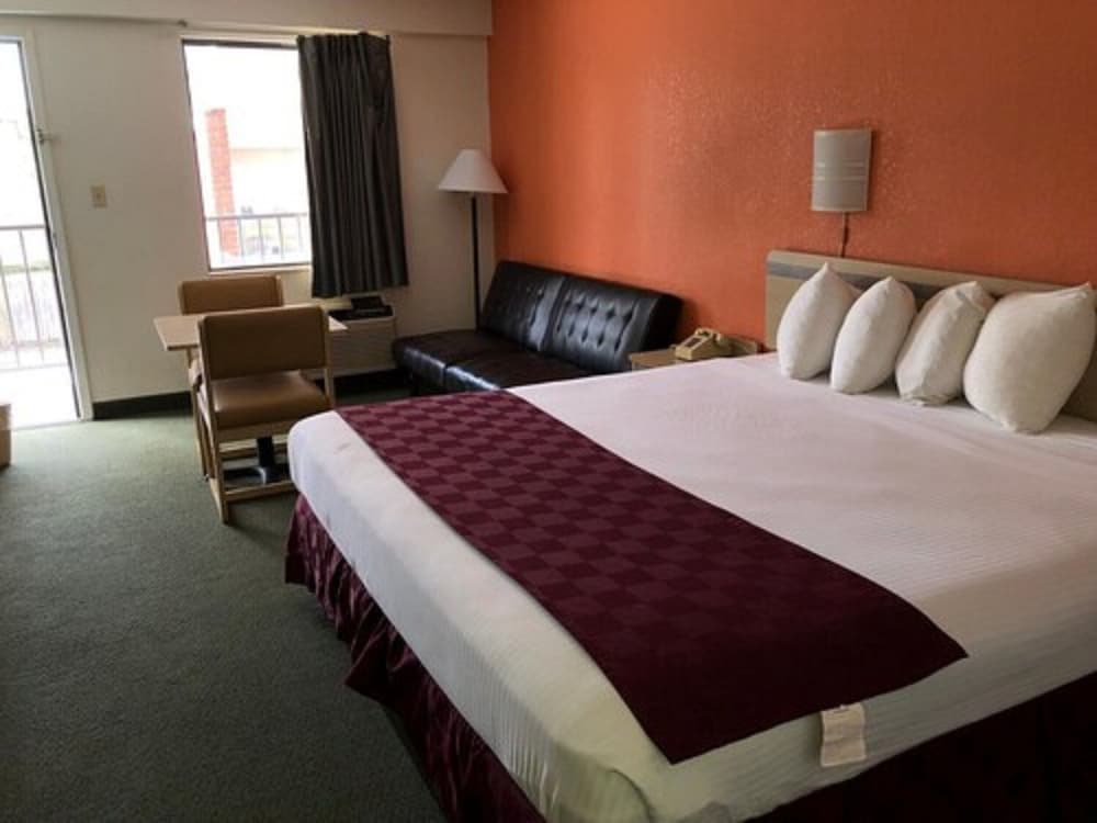 Delta Inn - photo 6