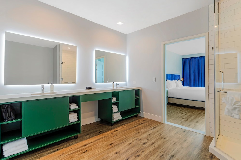 EVEN Hotel Waco University Area by IHG - photo 48