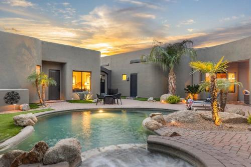 The Debonair Derby by PaseoHomesAZ with Heated Pool in Scottsdale, United States