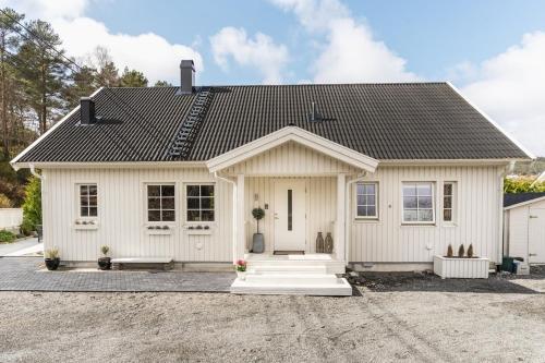 Bergen Home Close to Airport and the city — 4-Star Luxury Hotel in Bergen, Norway