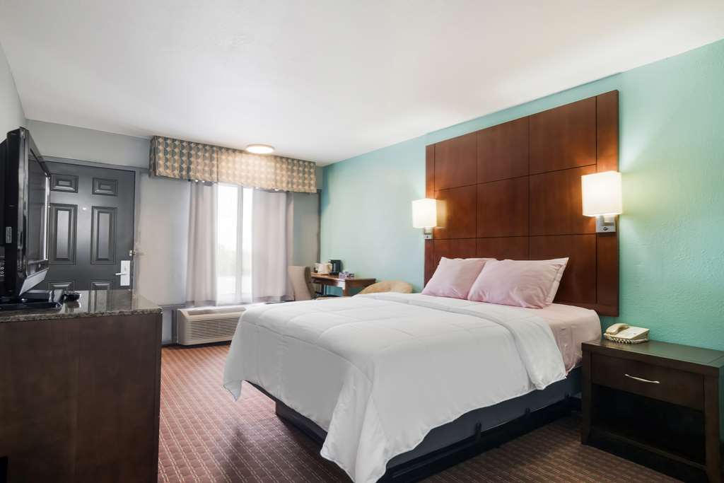 Americas Best Value Inn Suites & Studios Blytheville by Sonesta - photo 14