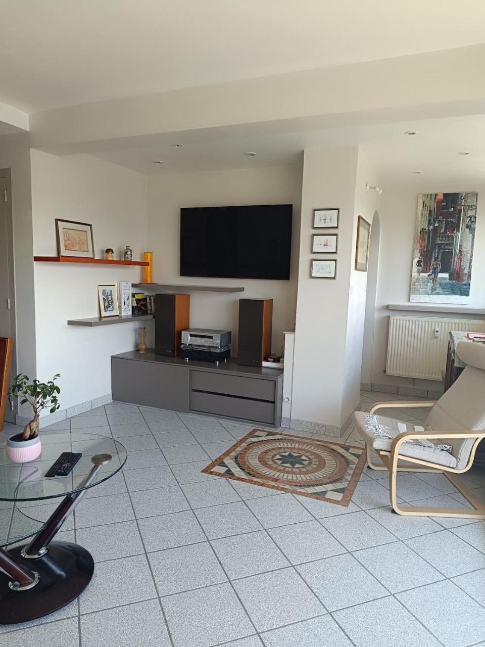 La Tour Gambetta T3 Vue Lac — 4-Star Luxury Hotel in Annecy, France