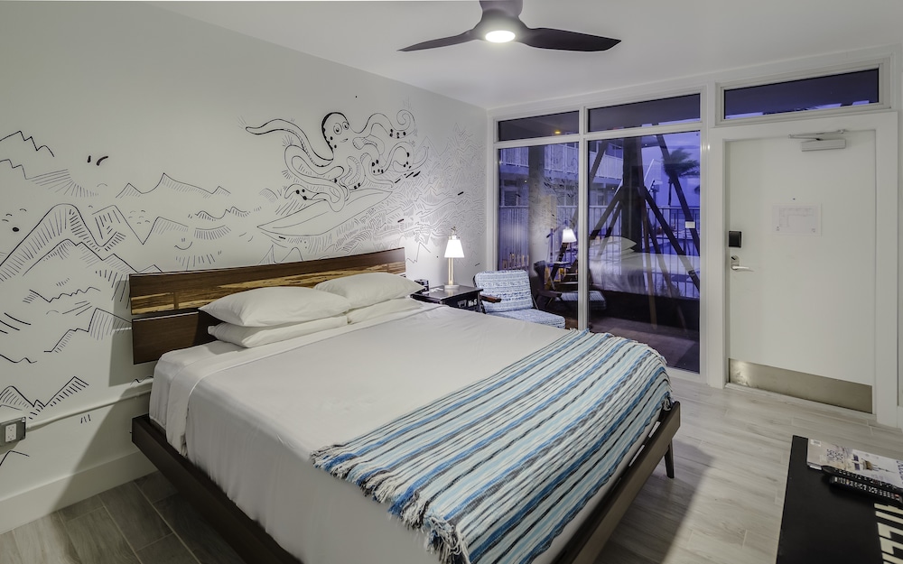 Plunge Beach Resort - photo 7