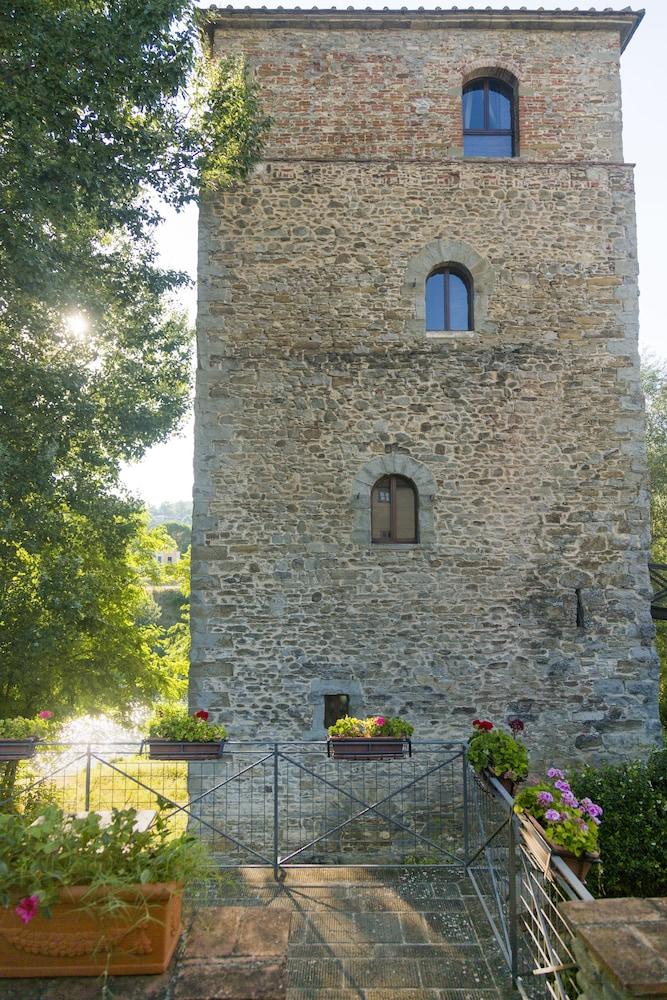 Relais Torre Santa Flora