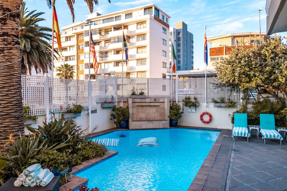 The Bantry Aparthotel by Totalstay — 4-Star Luxury Hotel in Cape Town, South Africa