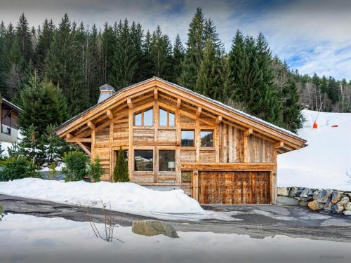 Chalet Tinatha OVO Network — 4-Star Luxury Hotel in La Clusaz, France