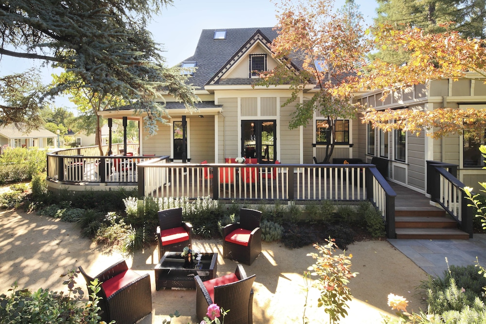 Grape Leaf Inn - featured photo