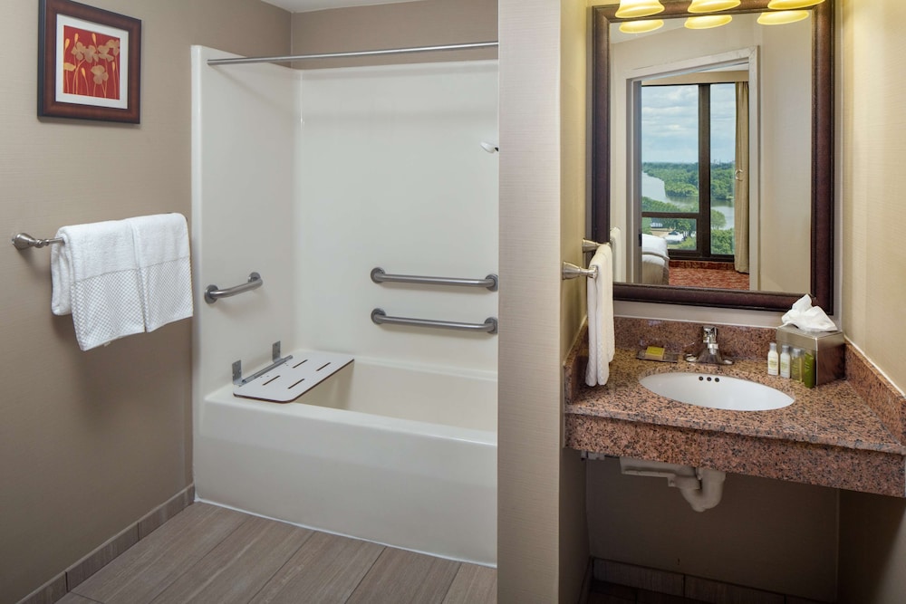 DoubleTree by Hilton Cherry Hill Philadelphia - photo 20