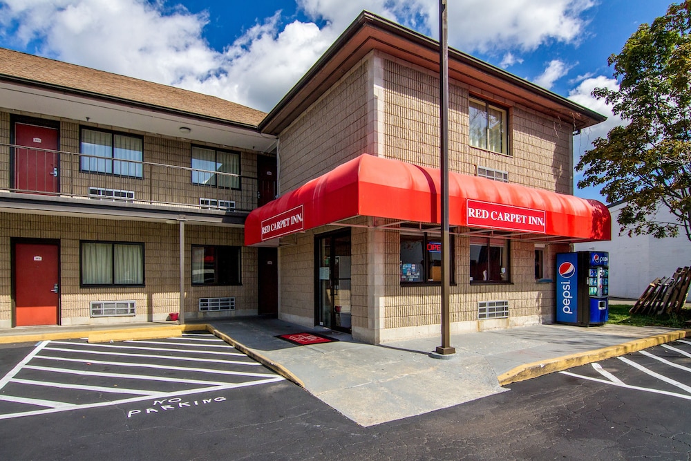 Red Carpet Inn Norwalk - photo 29
