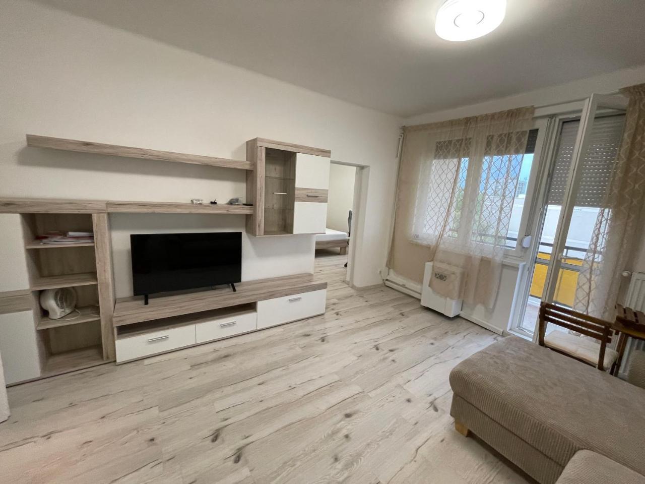 Malompark Apartman — 4-Star Luxury Hotel in Debrecen, Hungary