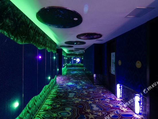 Weishang Zhihui Theme Hotel - last minute hotel in Danyang
