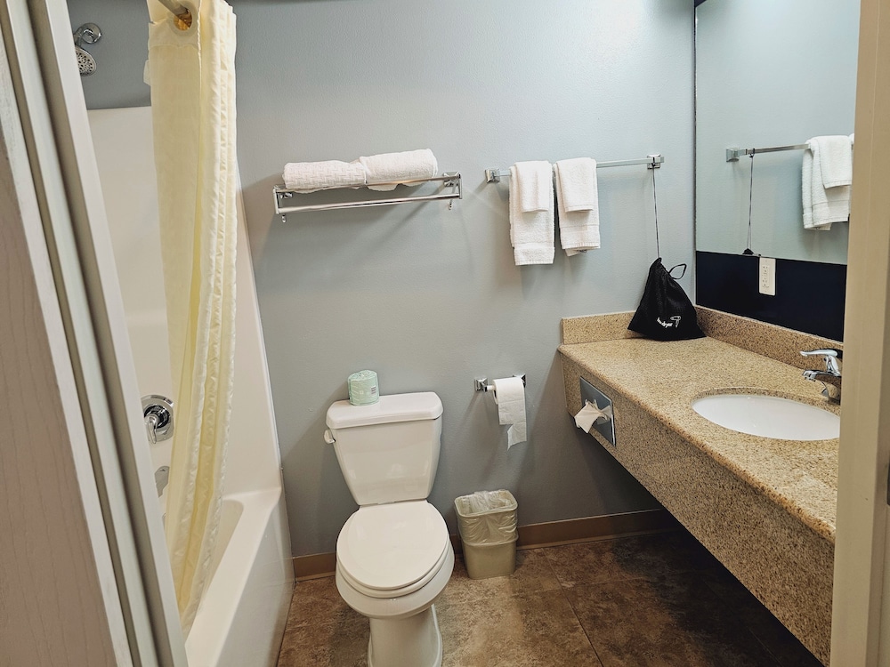 Executive Inn and Suites Extended Stay in Vernal - photo 37