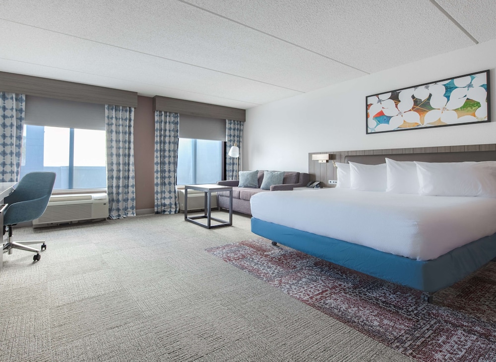 Hilton Garden Inn Newport News - photo 13