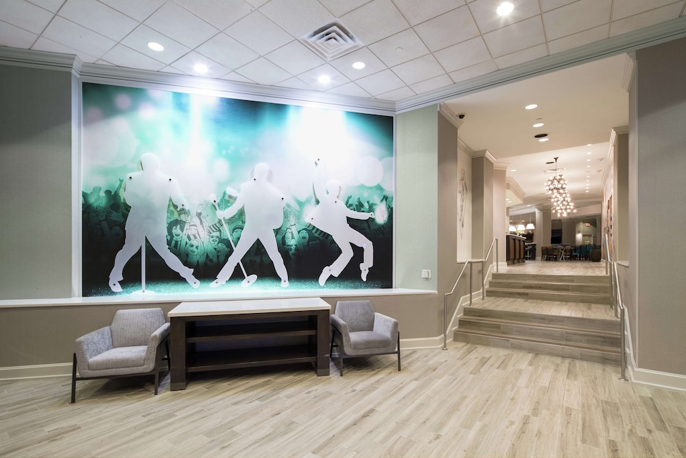 Hampton Inn & Suites Memphis Beale Street - photo 50