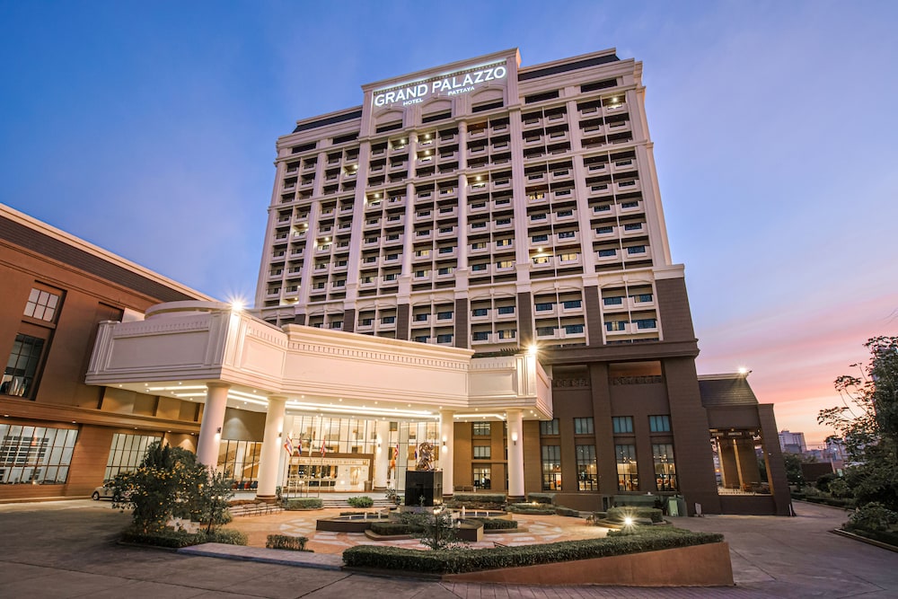 Grand Palazzo Hotel — 5-Star Luxury Hotel in Pattaya, Thailand