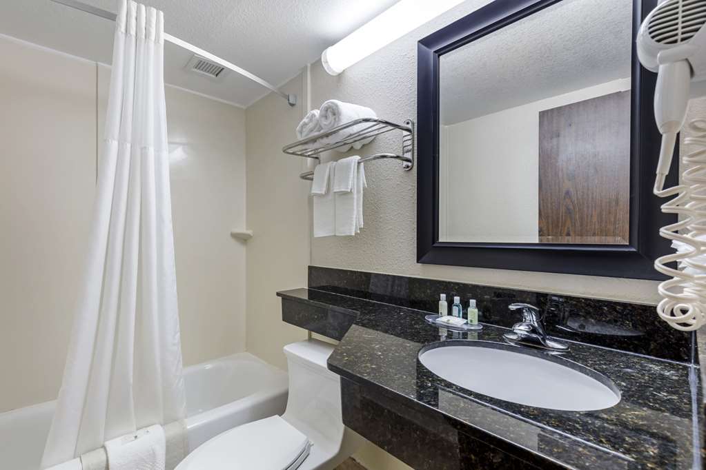Quality Inn Downtown Stuart - photo 16