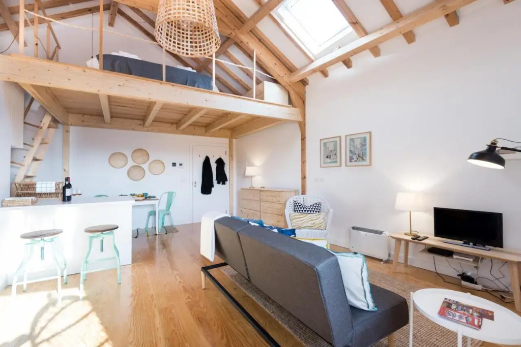 Loft 72 — 4-Star Luxury Hotel in Porto, Portugal