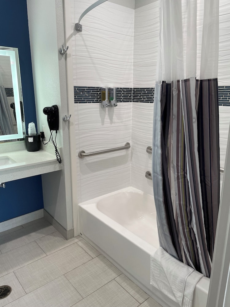 Express Inn Richey - photo 27