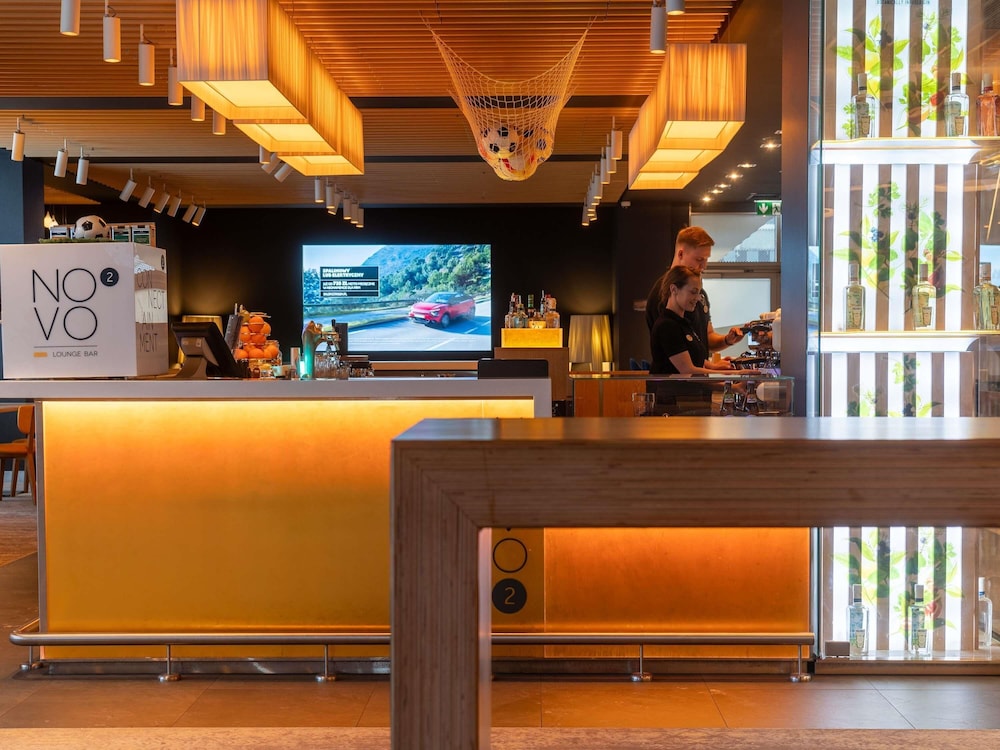 מזון ומשקאות