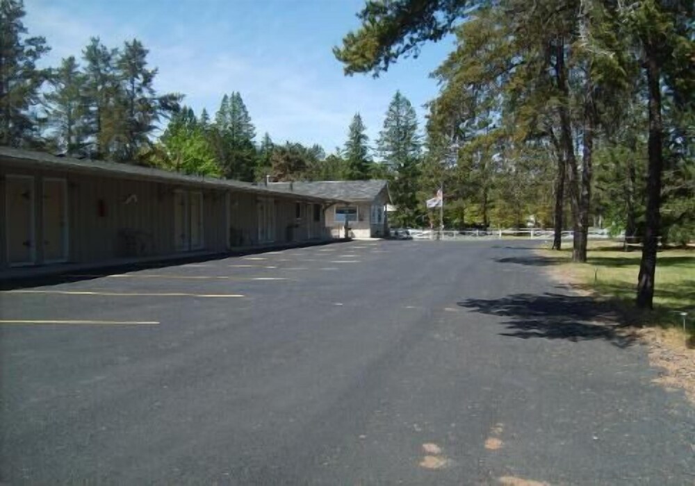 Edelweiss Motel - photo 53
