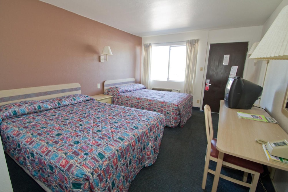 Brooks Street Motor Inn - photo 14