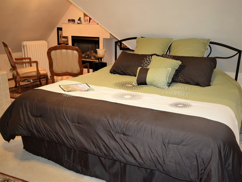 Franklin Street Inn LLC - photo 12
