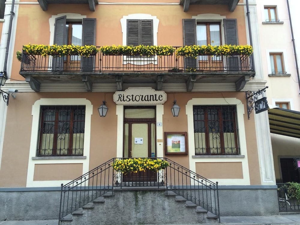 I Due Monaci in Domodossola, Italy