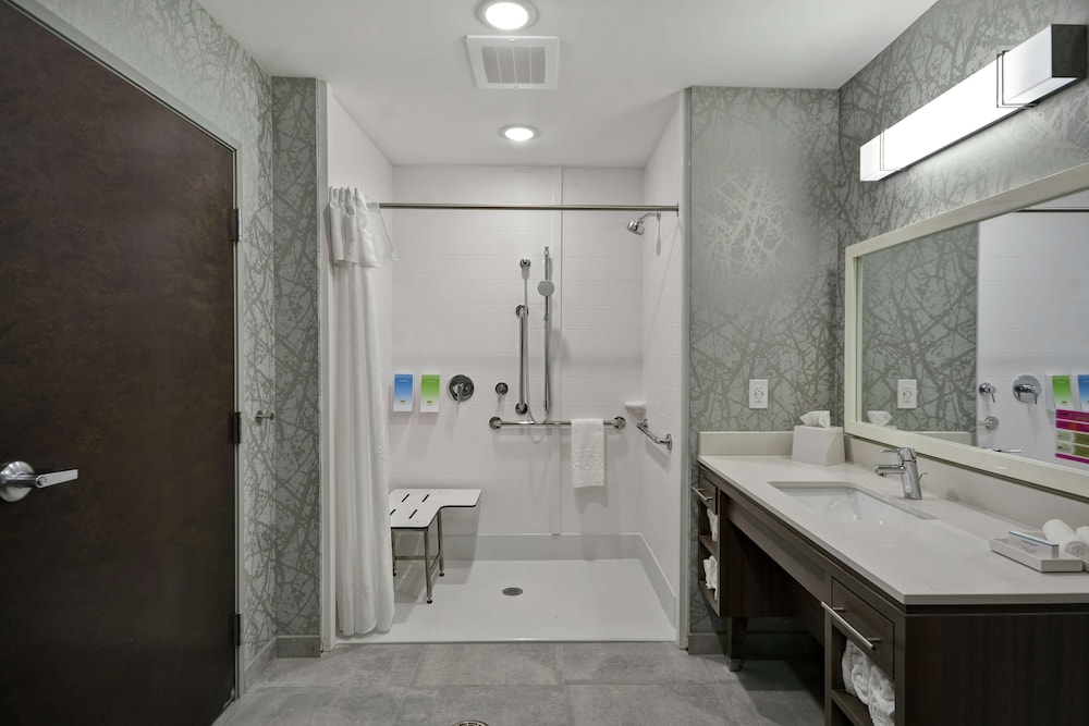 Home2 Suites by Hilton Grand Rapids North - photo 26