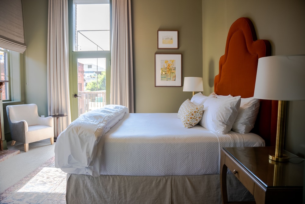 The Woodward Hotel - photo 33