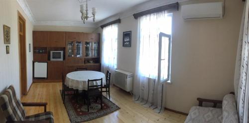 Hause
