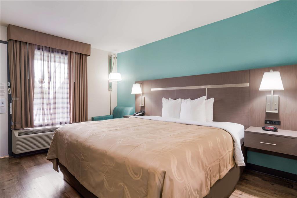 Quality Inn Greenville near University - photo 17