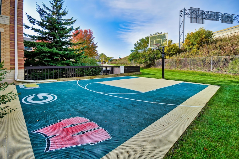 Staybridge Suites Middleton Madison West by IHG - photo 35