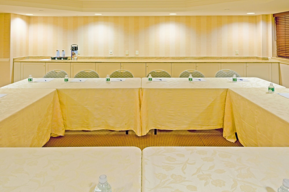Rockville Centre Hotel JFK Airport - photo 22