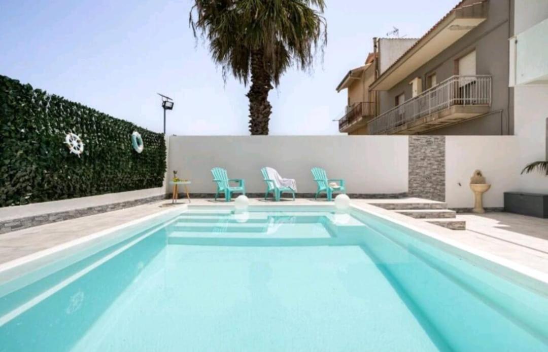 Tropical Loft — Salemi