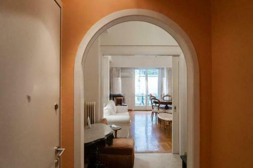 Premium Plaka Apartment in Historic Athens City — 4-Star Luxury Hotel in Athens, Greece