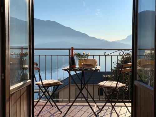 Casa Ludovica Cozy apartment with panoramic lake & mountain views — 4-Star Luxury Hotel in Gera Lario, Italy