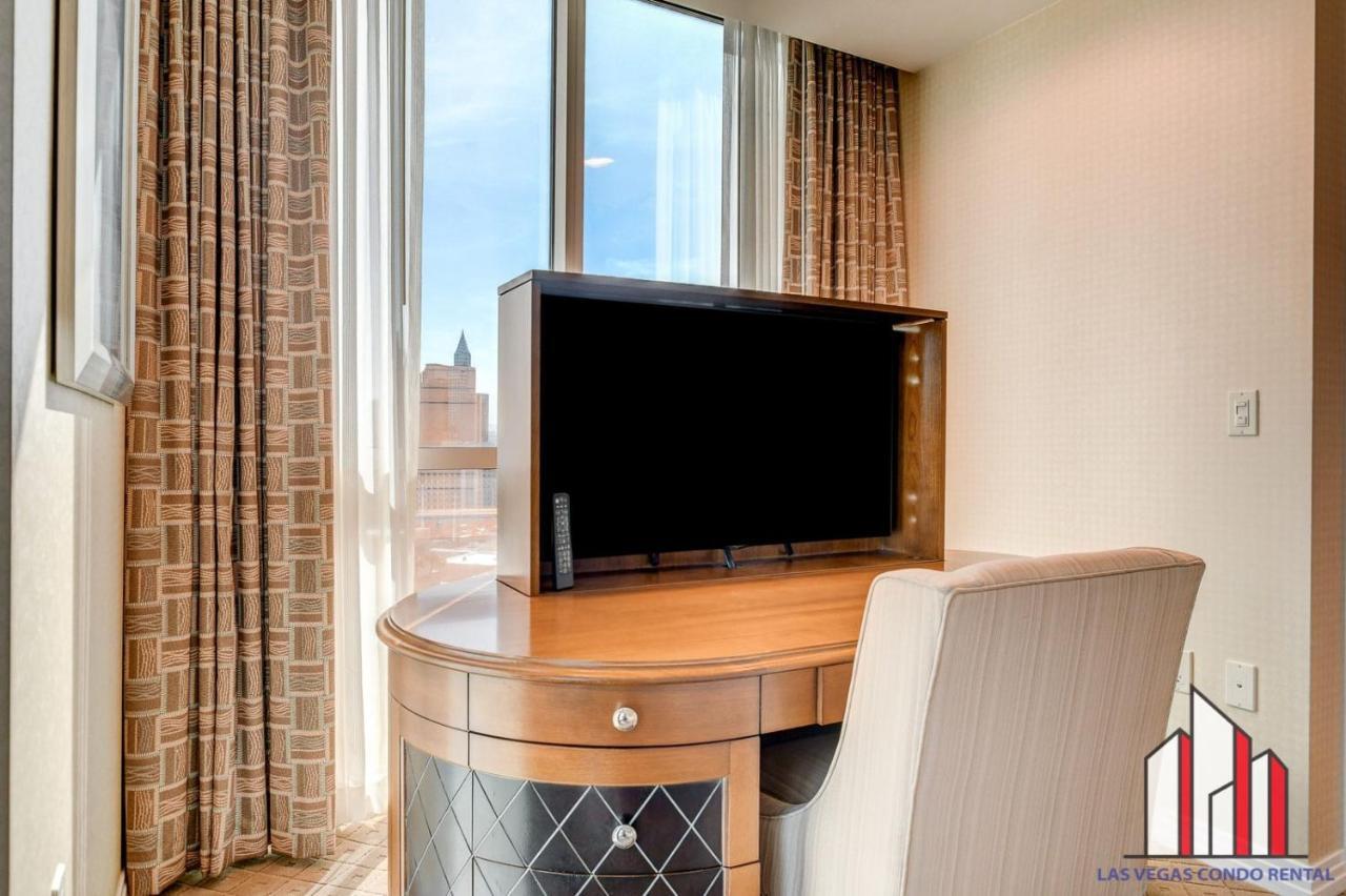 Signature 2Br3Ba balcony combo units 16 702 and 04