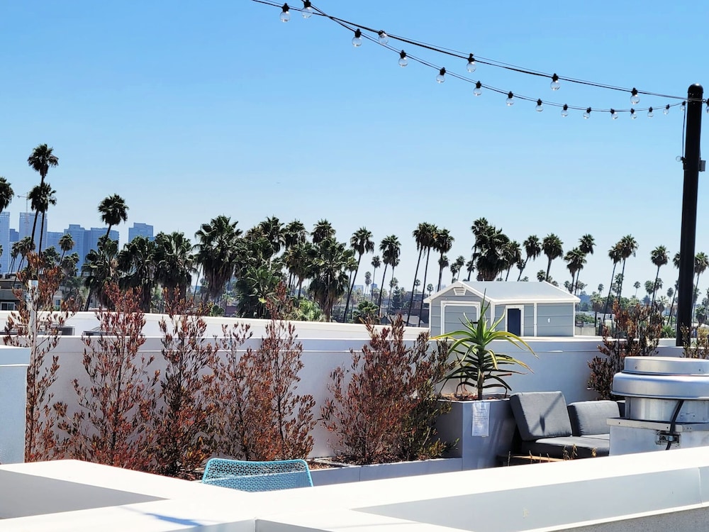 StaysPro GORGEOUS Hollywood Living Los Angeles - photo 76