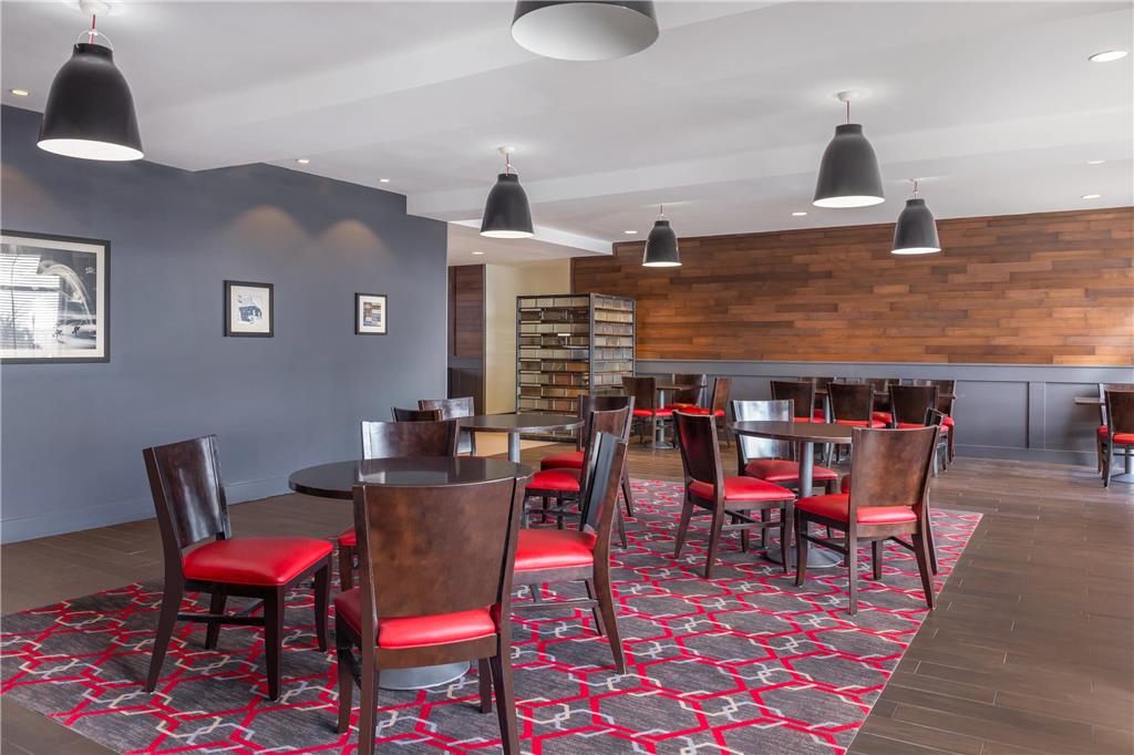 Radisson Hotel Detroit Metro Airport - photo 51