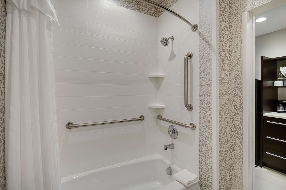 Home2 Suites by Hilton Burleson - photo 23