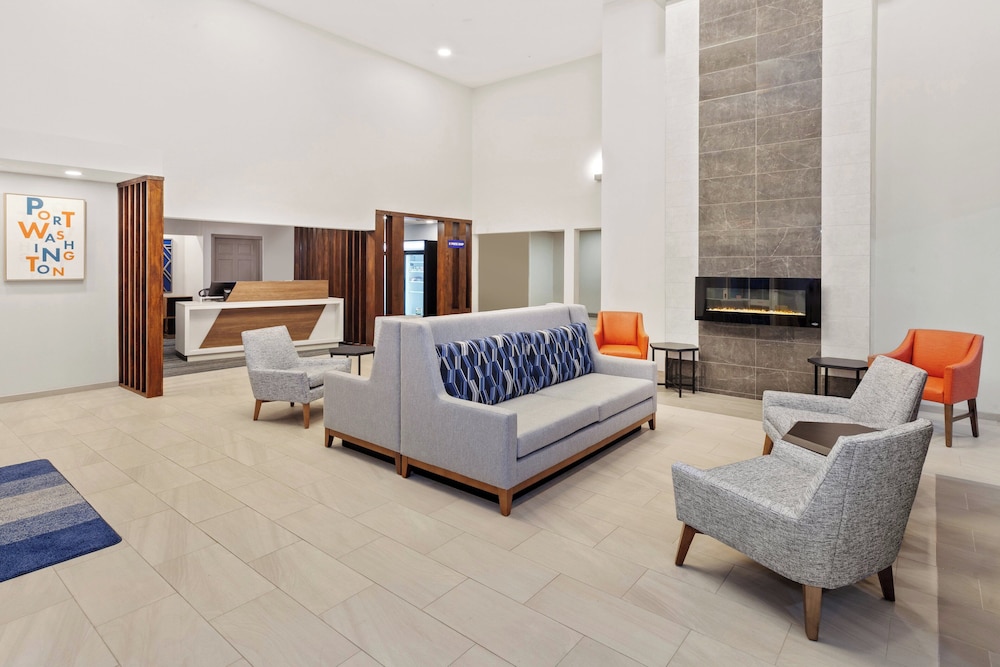 Holiday Inn Express & Suites Port Washington by IHG - photo 65