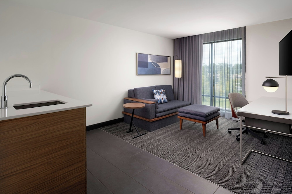 Courtyard by Marriott Lake City - photo 33
