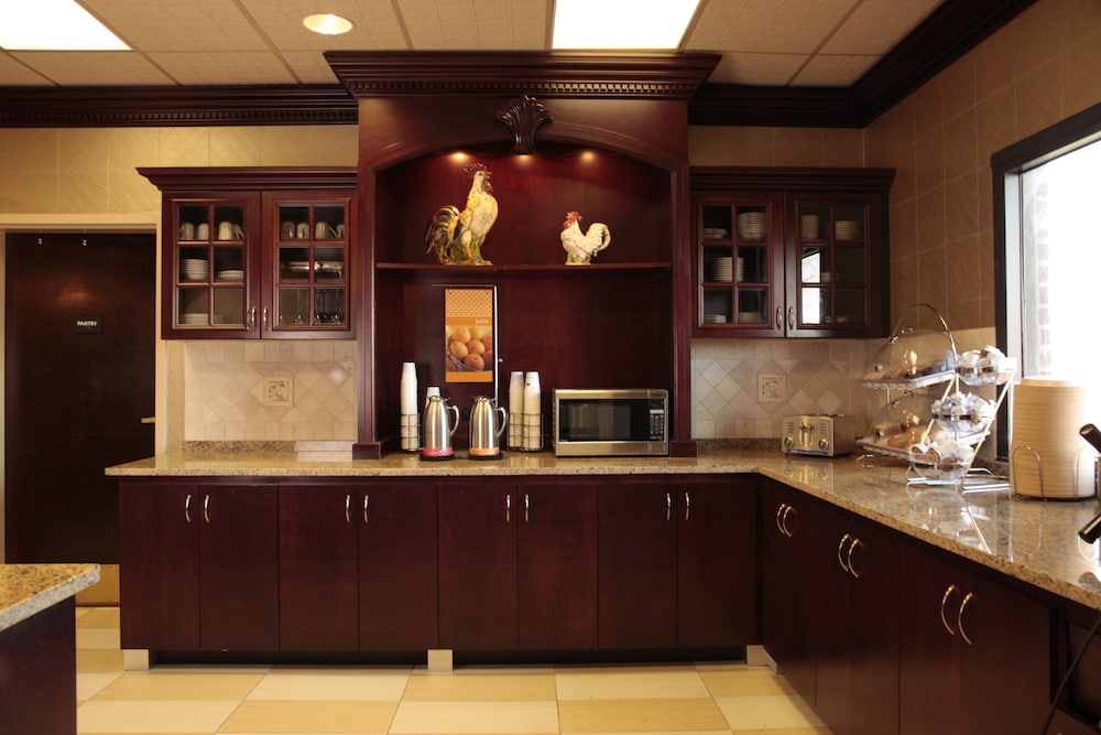 Hampton Inn & Suites Dallas DFW Airport North Grapevine - photo 33