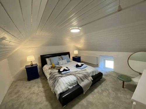 The Olde Farmhouse — 4-Star Luxury Hotel in Loch Garman, Republic of Ireland