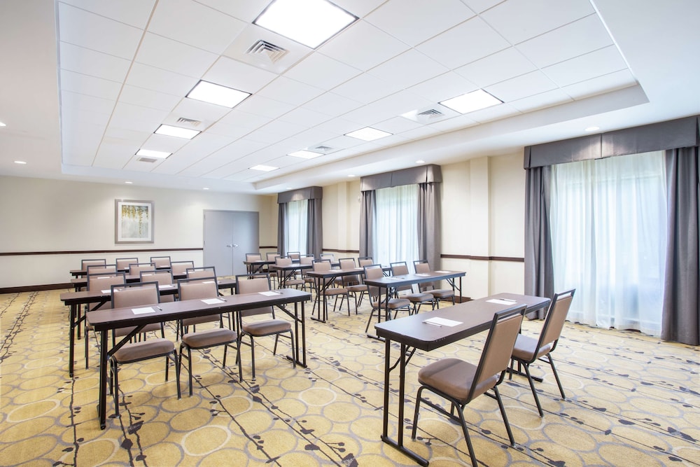 Hampton Inn Philadelphia Voorhees - photo 30