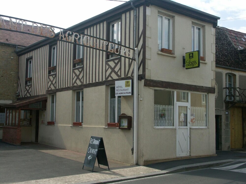 Hôtel Restaurant Les Agriculteurs — hotel in Saint-Pierre-Sur-Dives