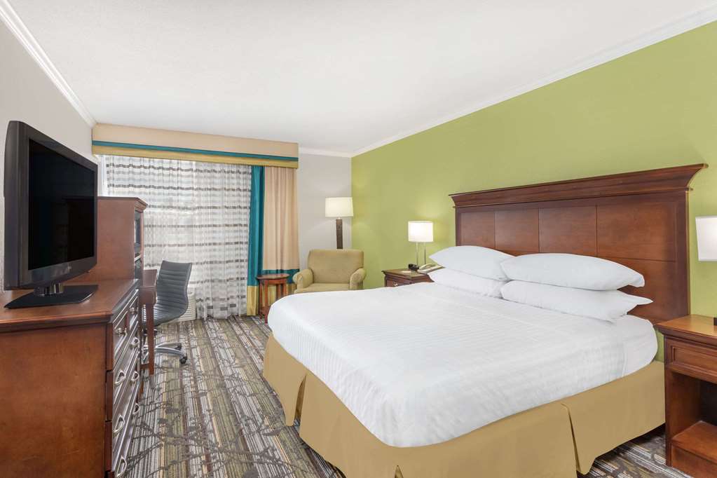 Wyndham Garden Summerville - photo 12