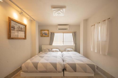 Ry Whole 浅草で家族旅 2寝室2浴室の一棟貸切 日本人superhost — 4-Star Luxury Hotel in Tokyo, Japan