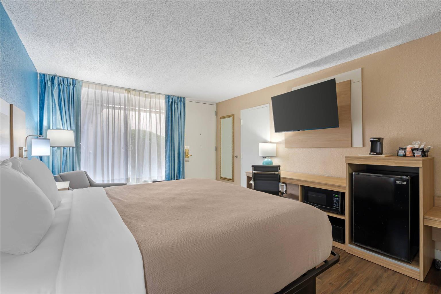 Quality Inn & Suites Conference Center - photo 14