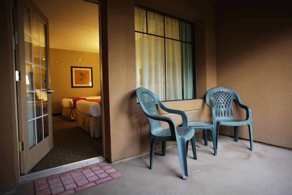 Holiday Inn Phoenix Chandler by IHG - photo 34